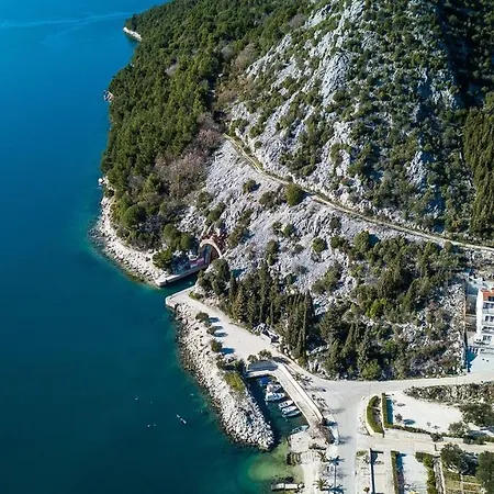 Apartament Lela Duba