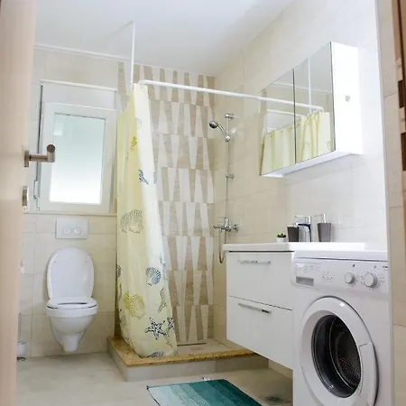 Lela Apartment Duba